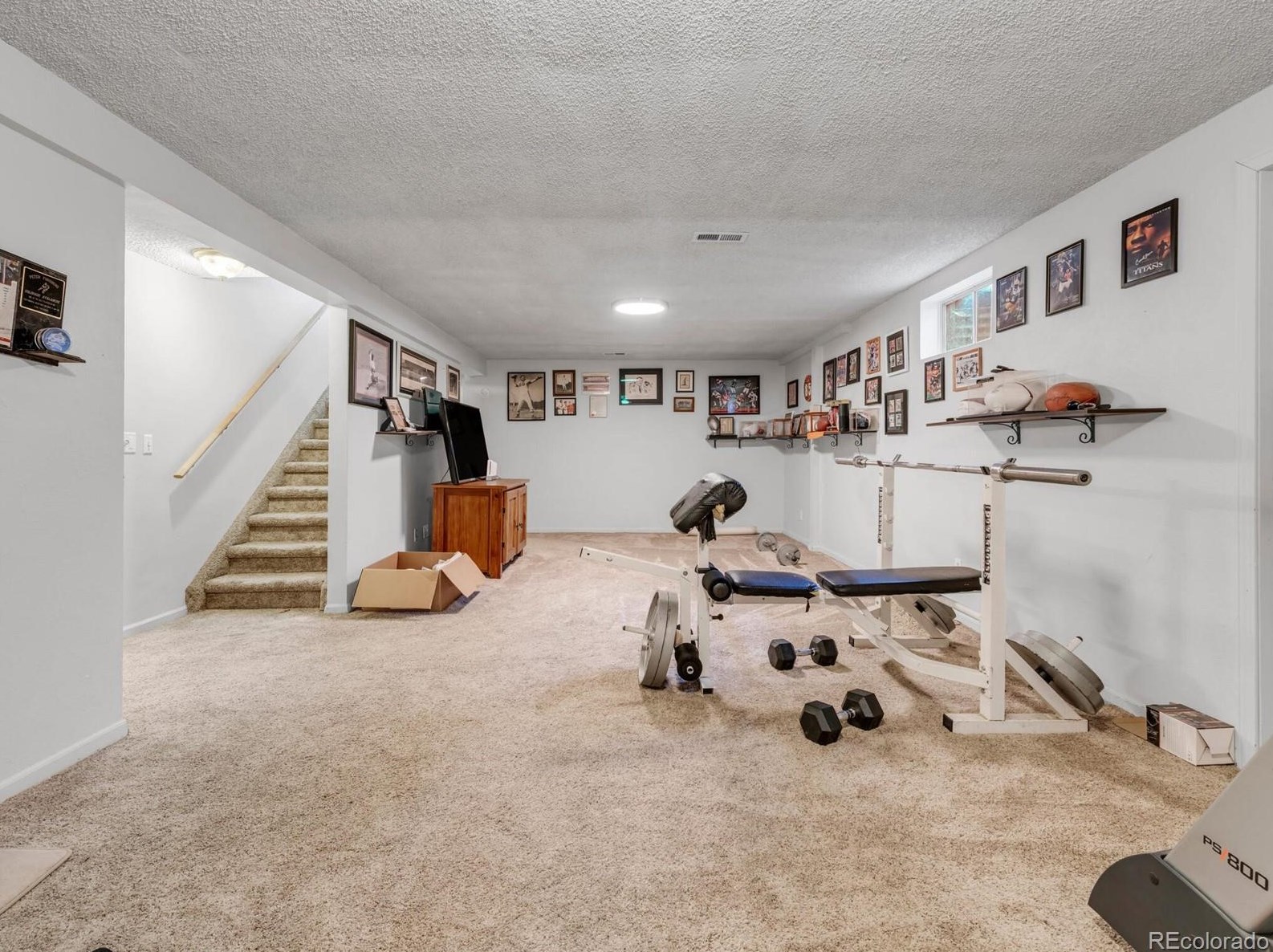 8720 Dover Cir, Arvada CO  80005-1549 exterior