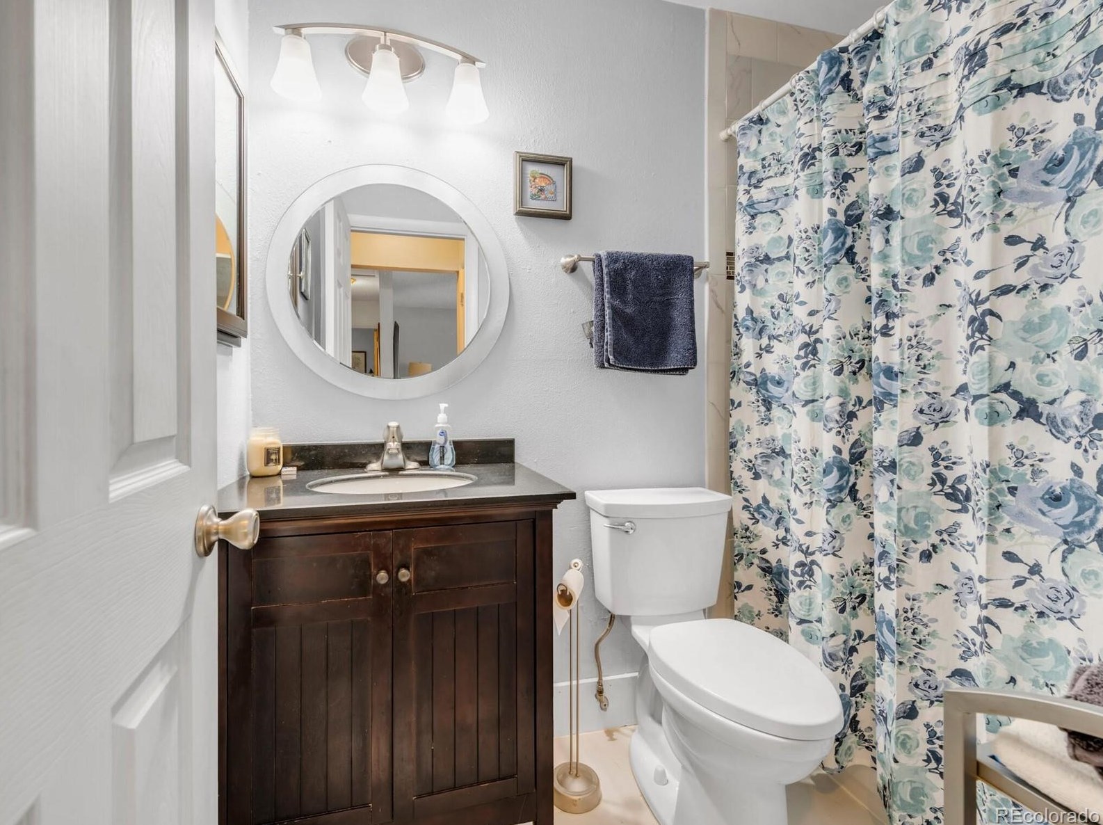 8720 Dover Cir, Arvada CO  80005-1549 exterior