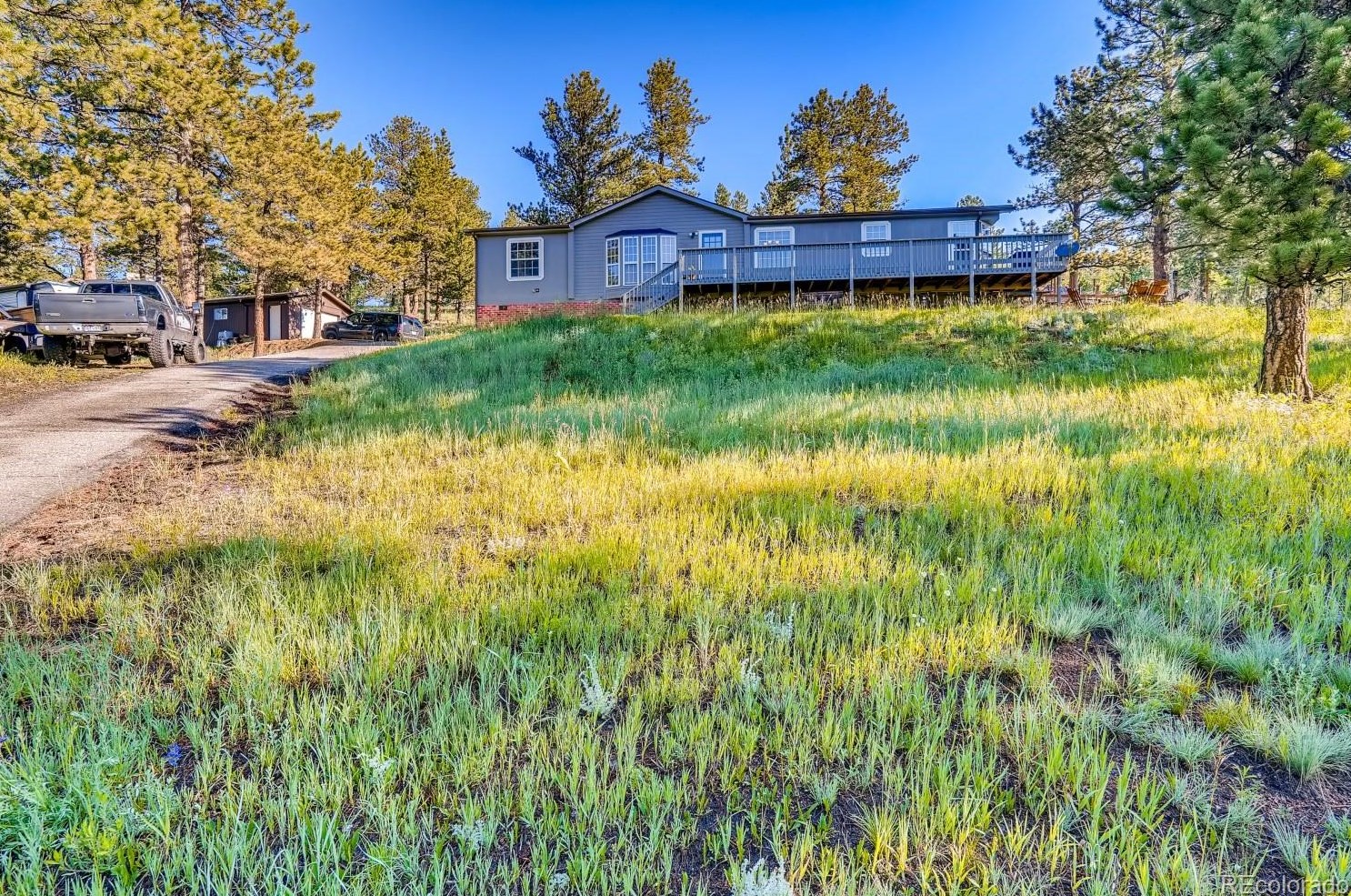 487 Random Rd, Bailey, CO 80421-1317