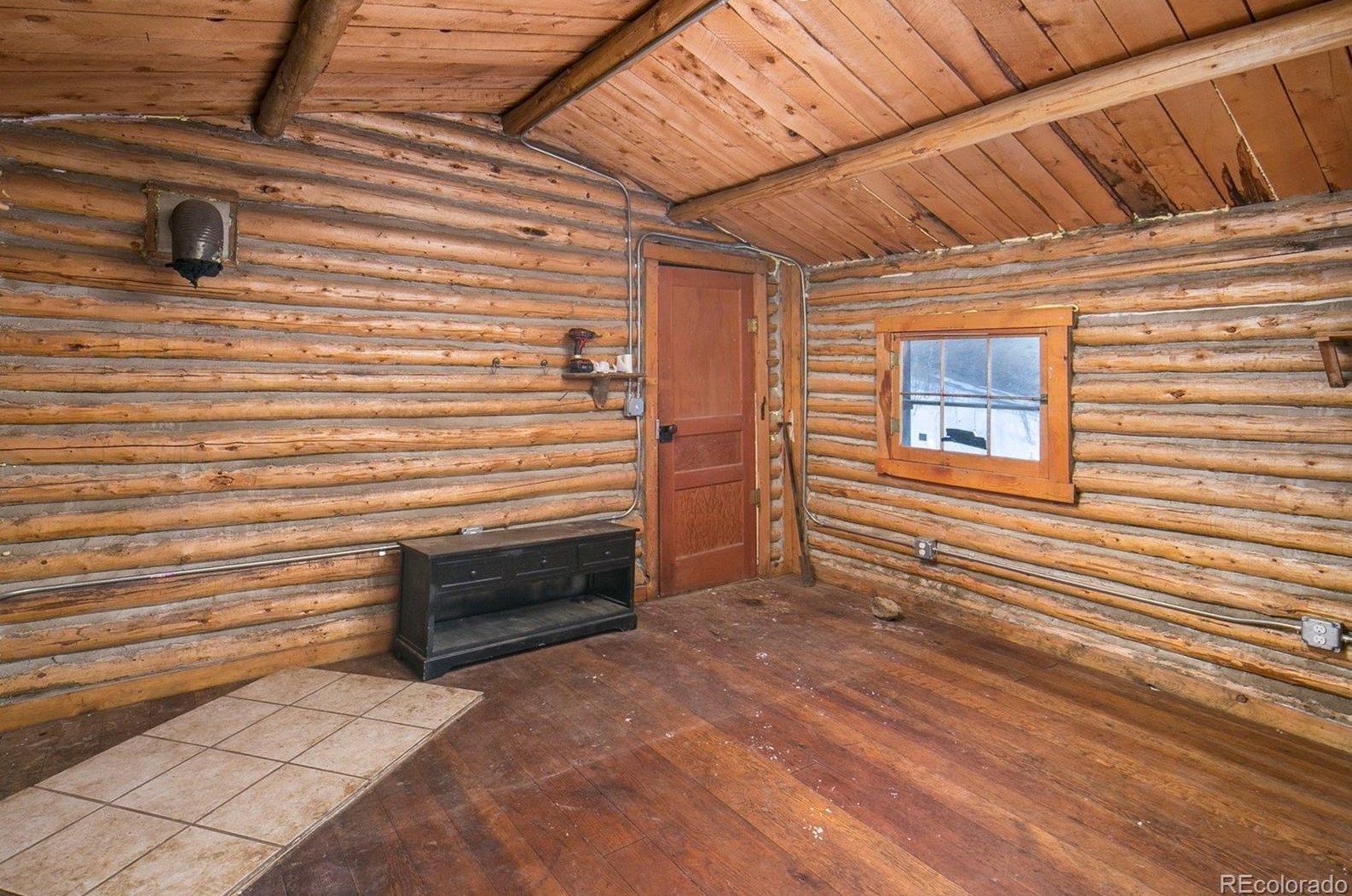 2197 Beaver Crk Rd, Arvada CO  80422-4562 exterior