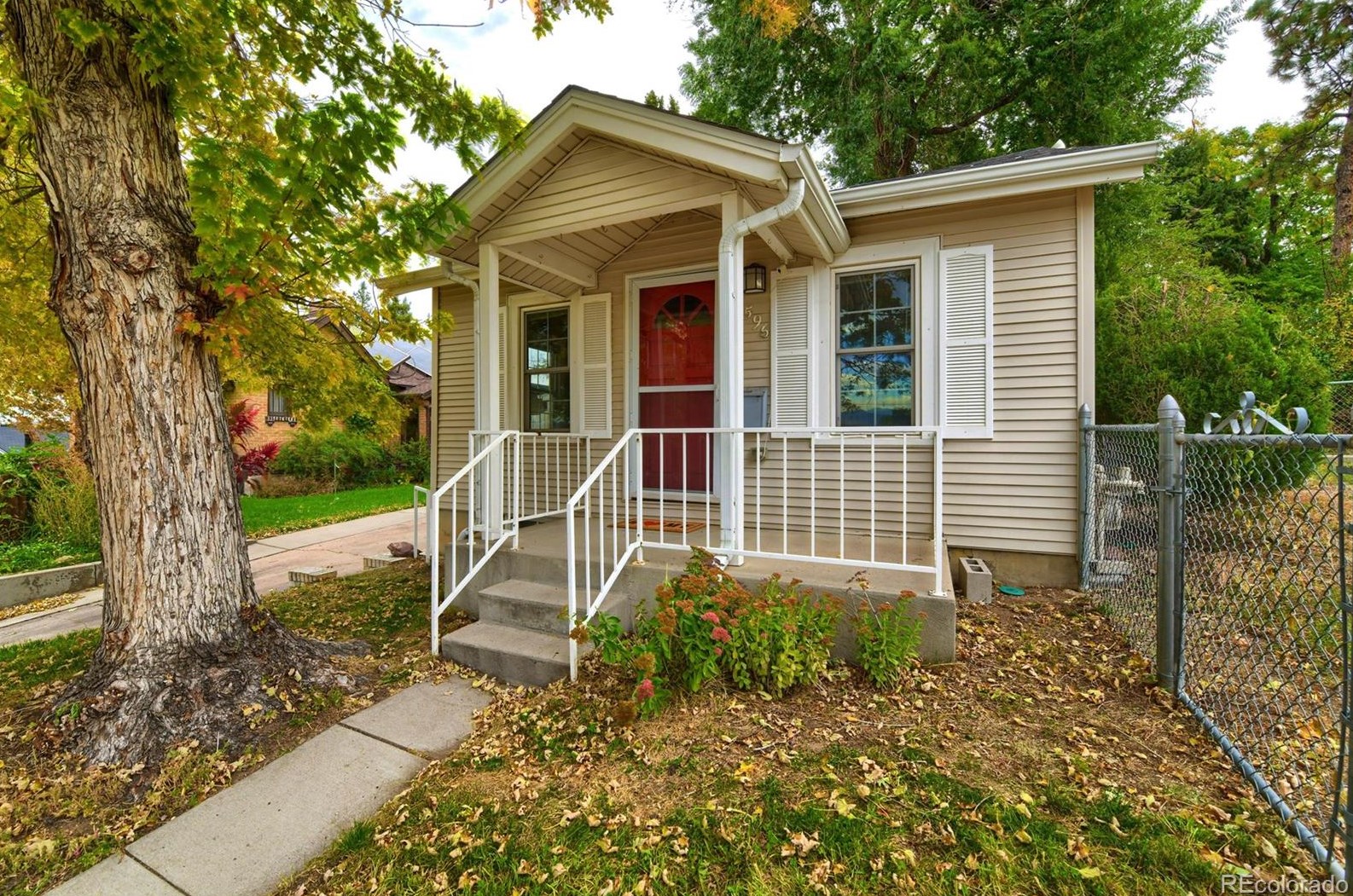 3596 S Bannock St, Englewood, CO 80110