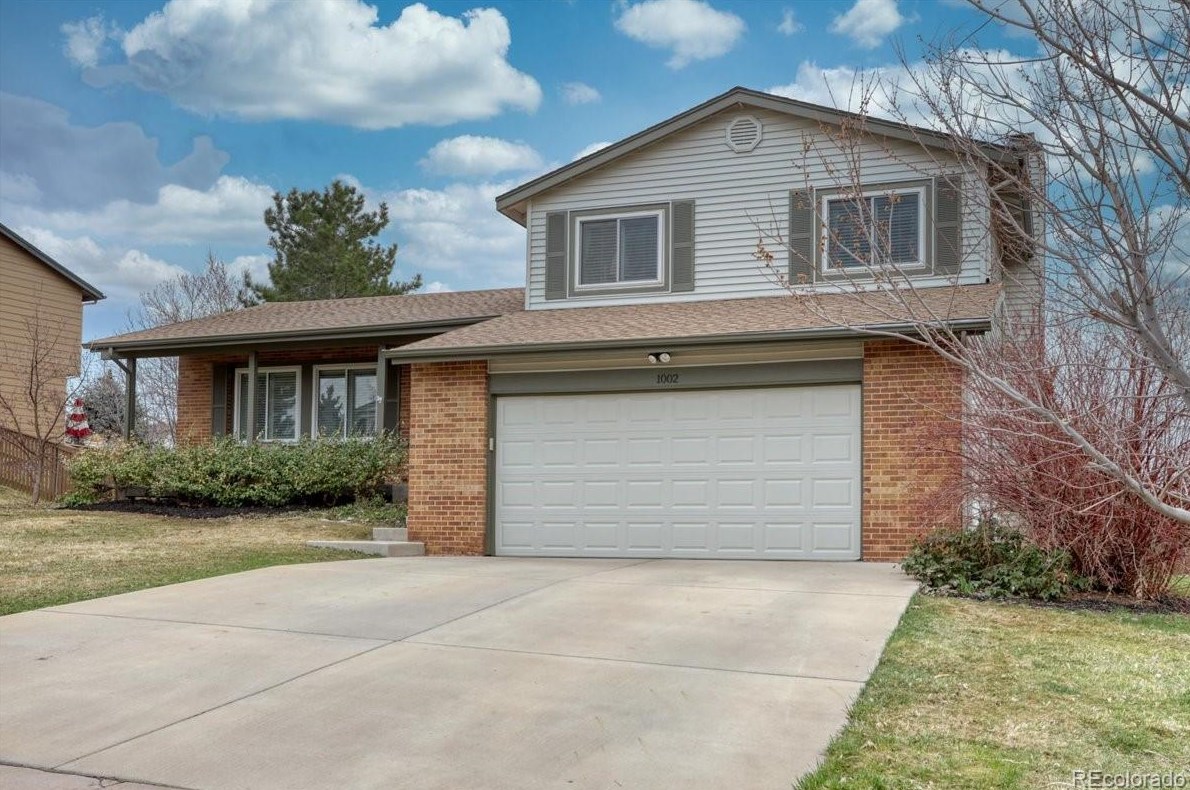 1002 Chimney Rock Rd, Littleton, CO 80126-2531