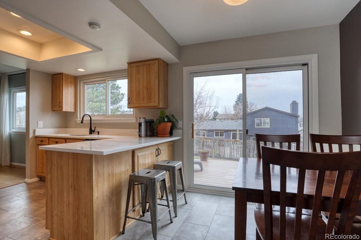 1002 Chimney Rock Rd, Littleton CO 80126-2552 exterior