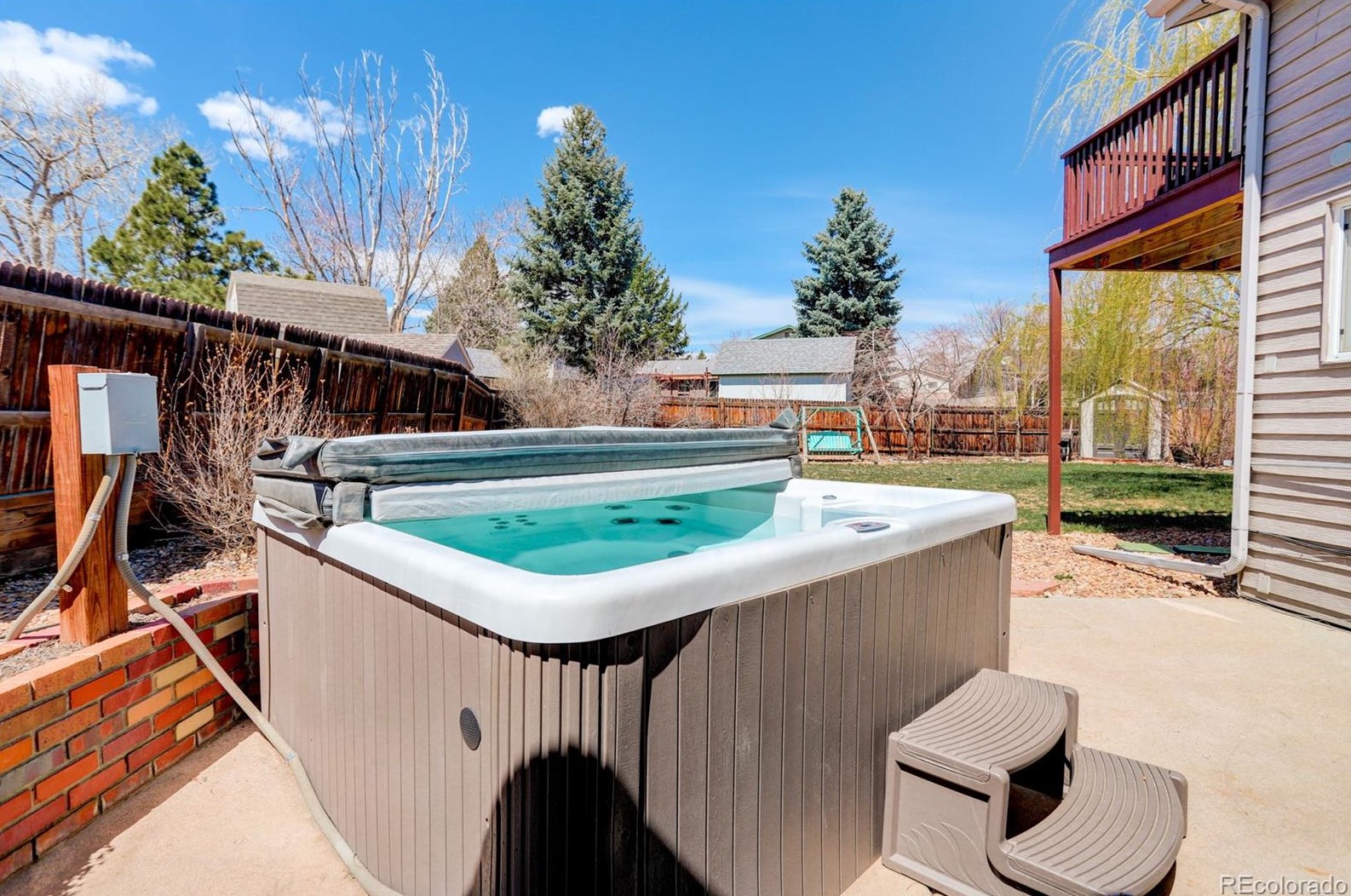 7515 Devinney Ct, Arvada CO  80005-2869 exterior
