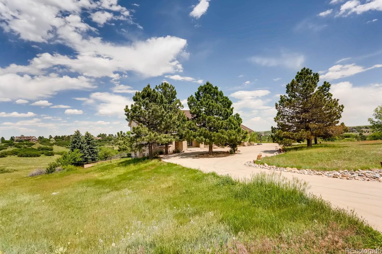 9520 Heather Dr, Castle Rock, CO 80108-9133