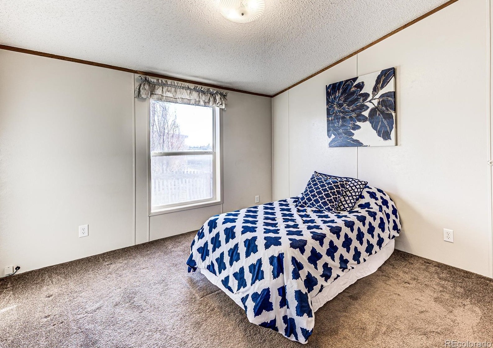 570 1st St, Bennett CO 80102-8604 exterior