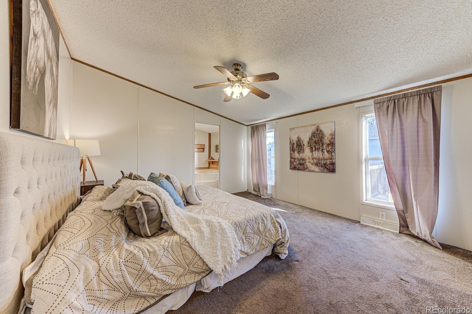 570 1st St, Bennett CO 80102-8604 exterior