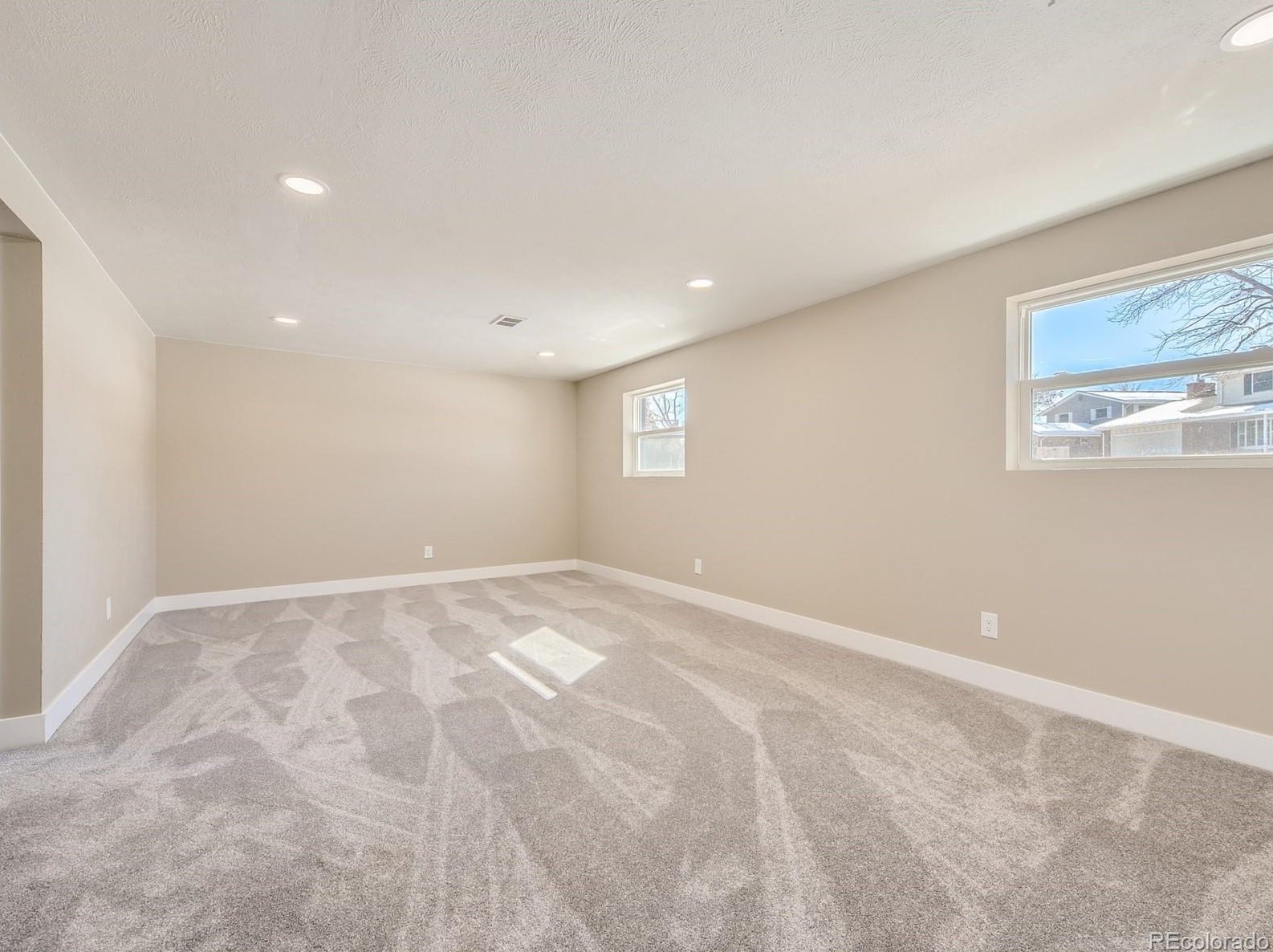 1115 Hinsdale Dr, Littleton CO  80120-4141 exterior