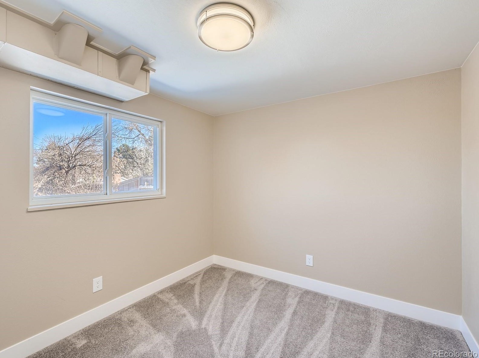 1115 Hinsdale Dr, Littleton CO  80120-4141 exterior