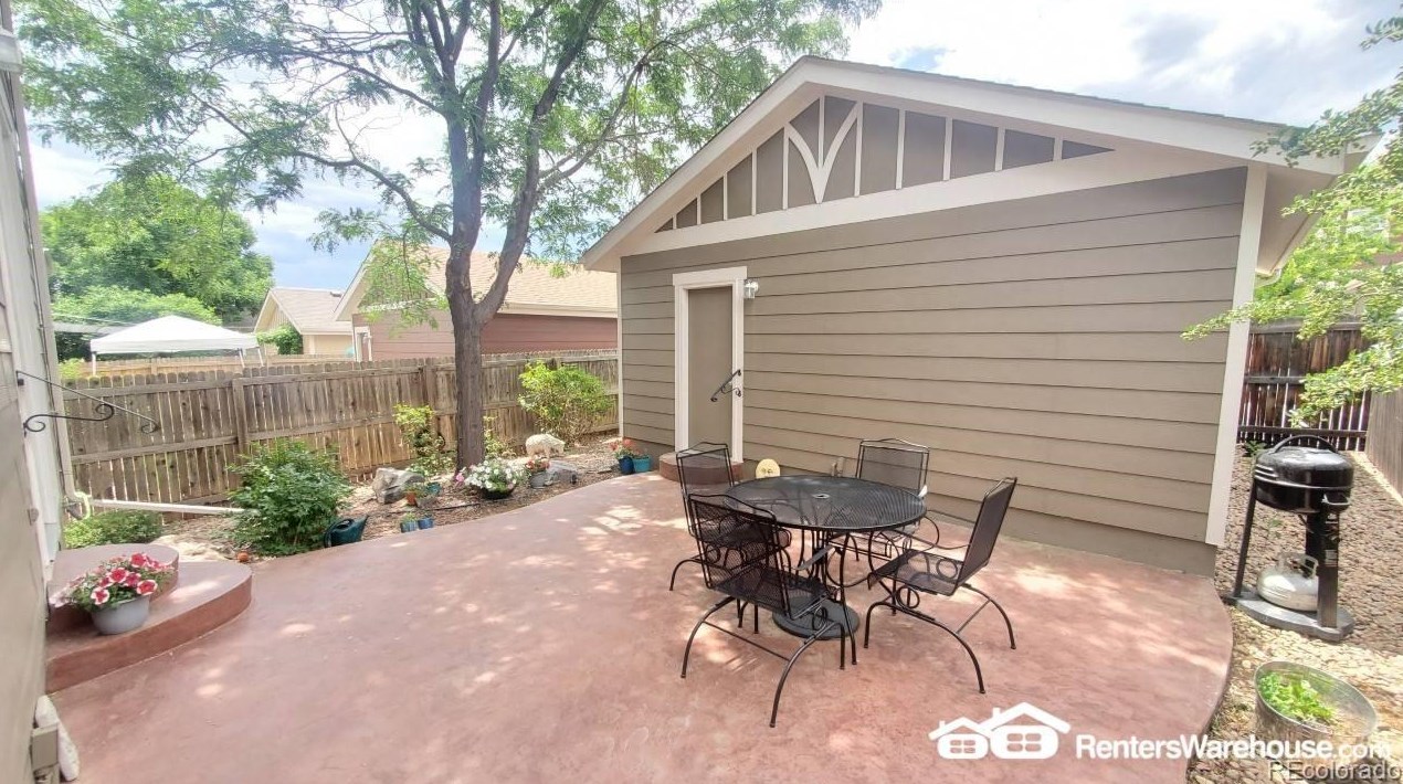 4371 Hoyt St, Littleton CO  80123-1188 exterior