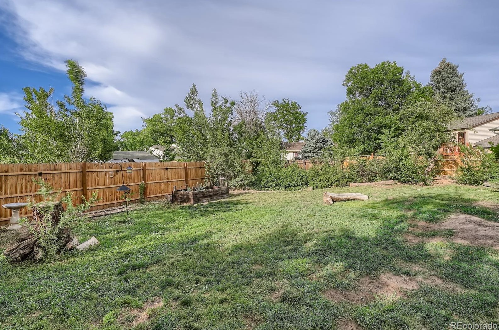 2690 Memphis Way, Denver CO 80017-2087 exterior