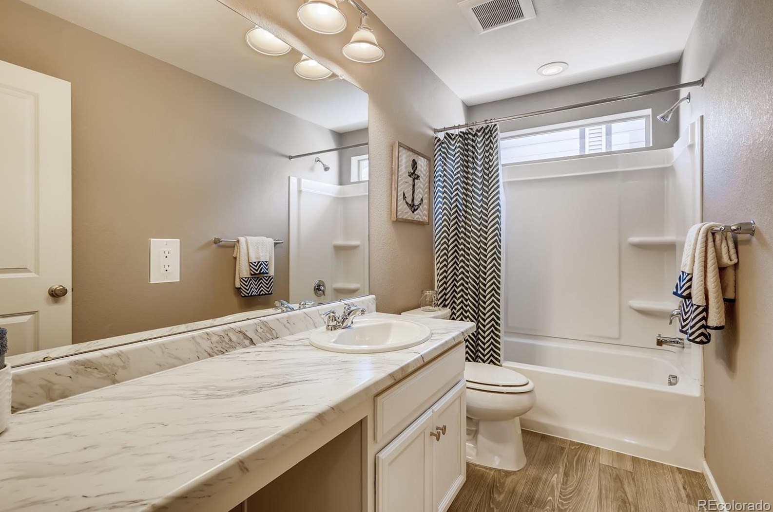 15022 70 Ave, Arvada CO  80003-3623 exterior