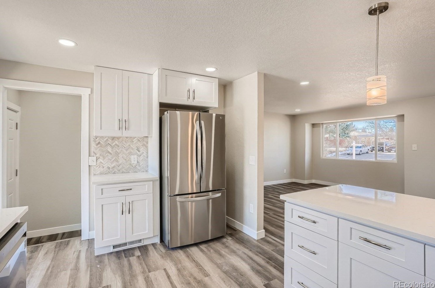 5992 Adams Dr, Littleton CO  80121-3004 exterior