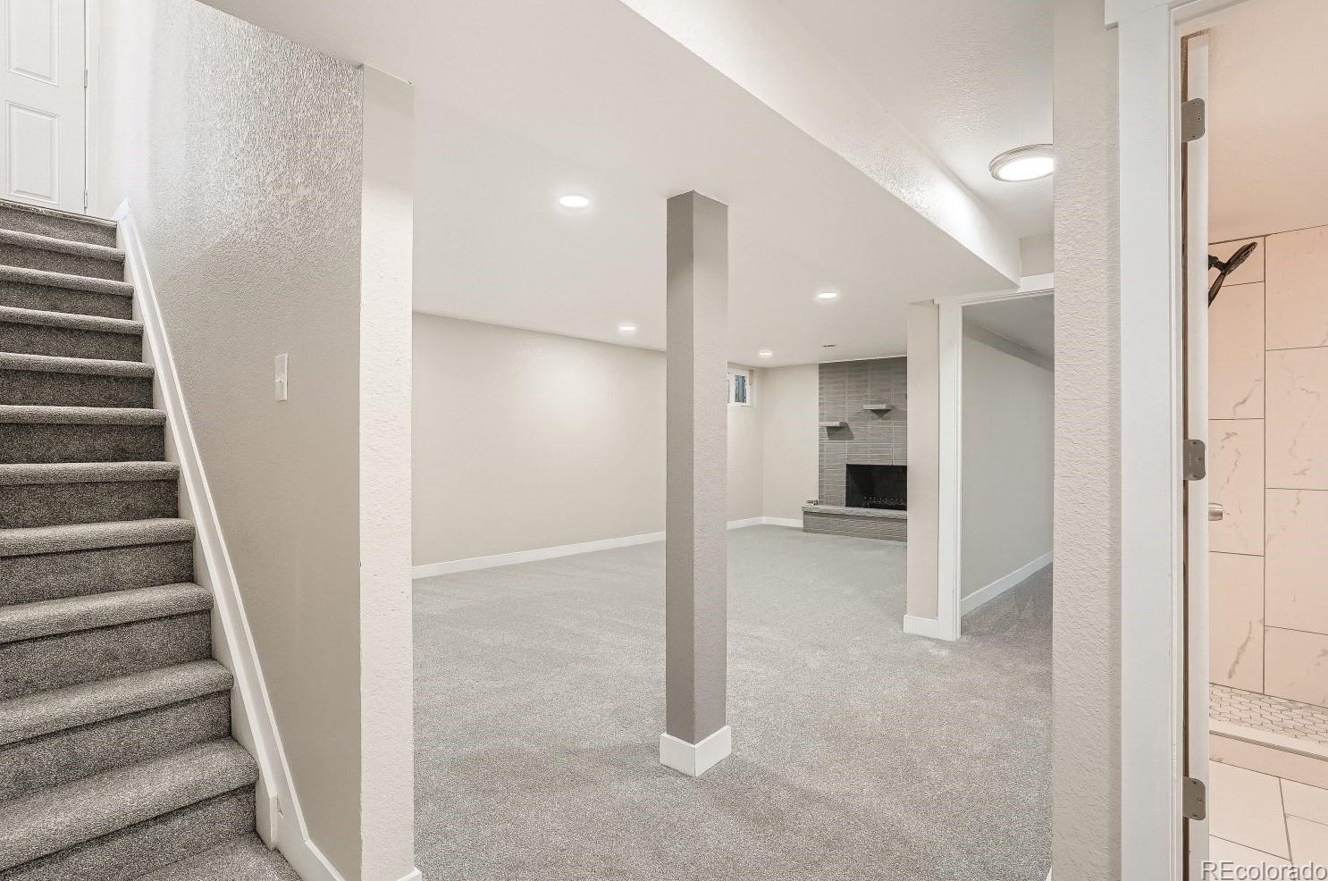 5992 Adams Dr, Littleton CO  80121-3004 exterior