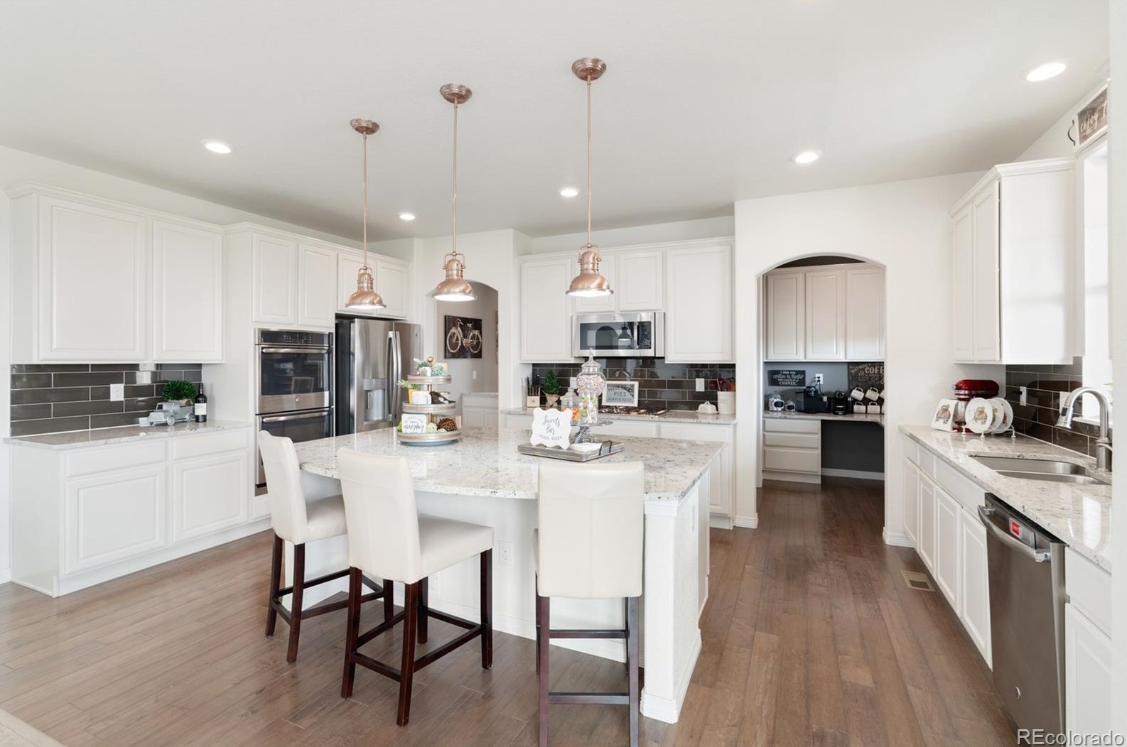 18690 84th Dr, Arvada CO  80007 exterior