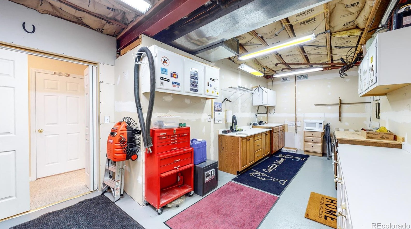 9738 Sylvestor Rd, Littleton CO 80129-6221 exterior