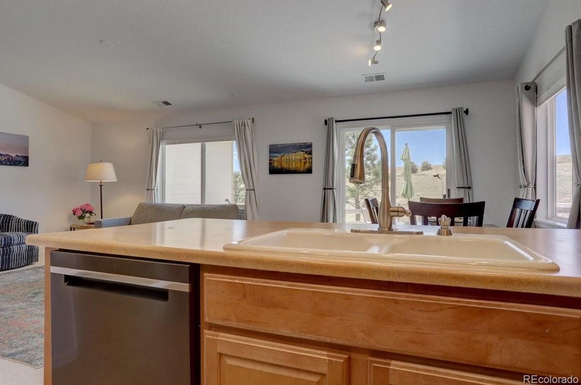 3696 Wonder Dr, Castle Rock CO 80109-4546 exterior