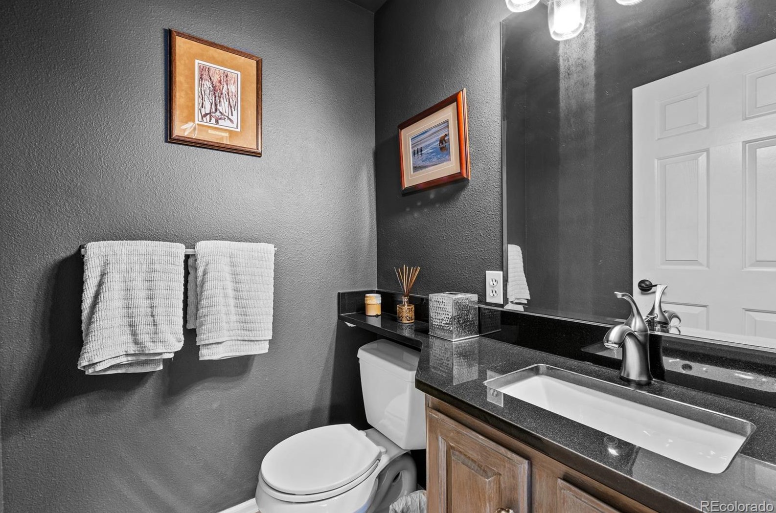 7687 Brk Dr, Littleton CO 80128-6113 exterior