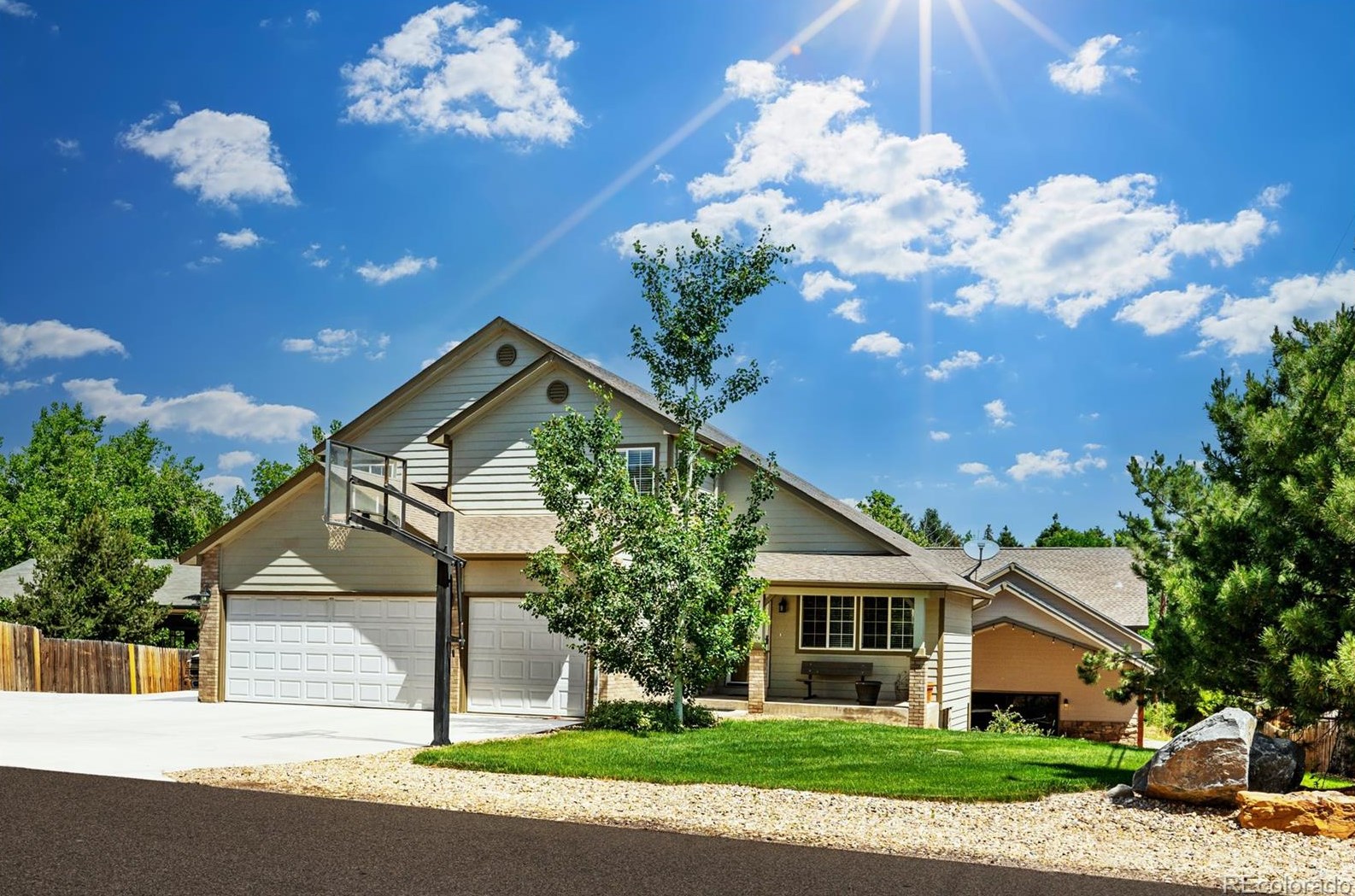 7687 Brook Dr, Littleton, CO 80128-6124