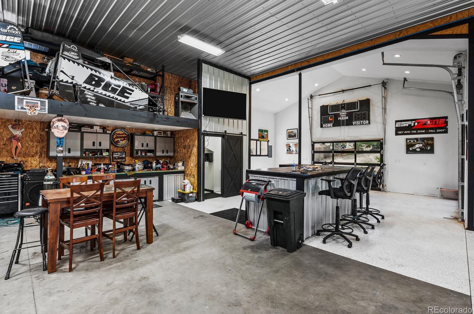 7687 Brk Dr, Littleton CO 80128-6113 exterior