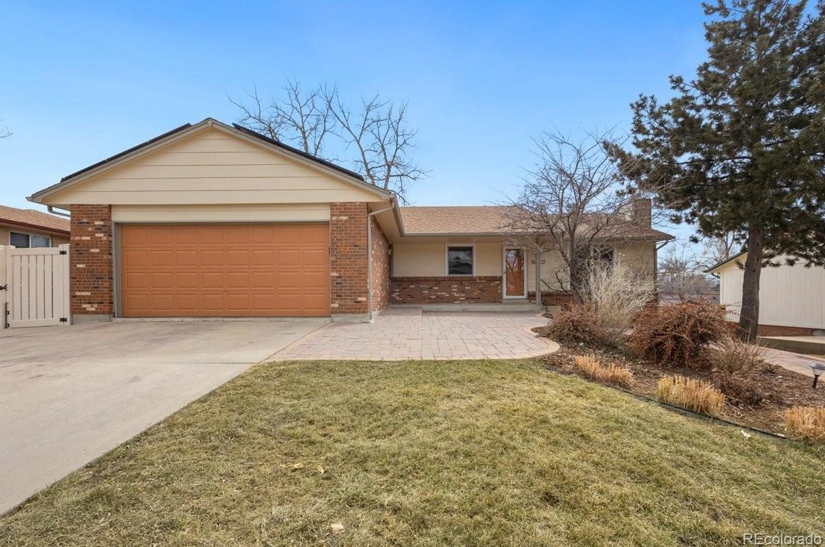8622 W 64th Way, Arvada, CO 80004