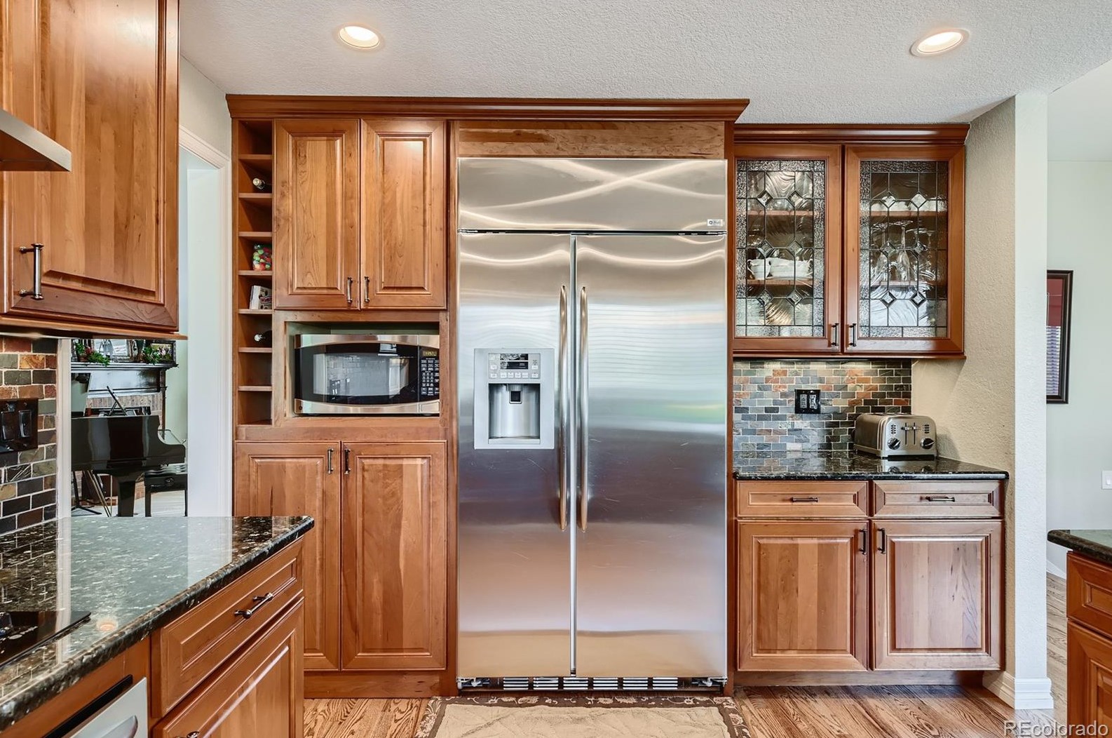 533 Sage Cir, Littleton CO 80126-2118 exterior