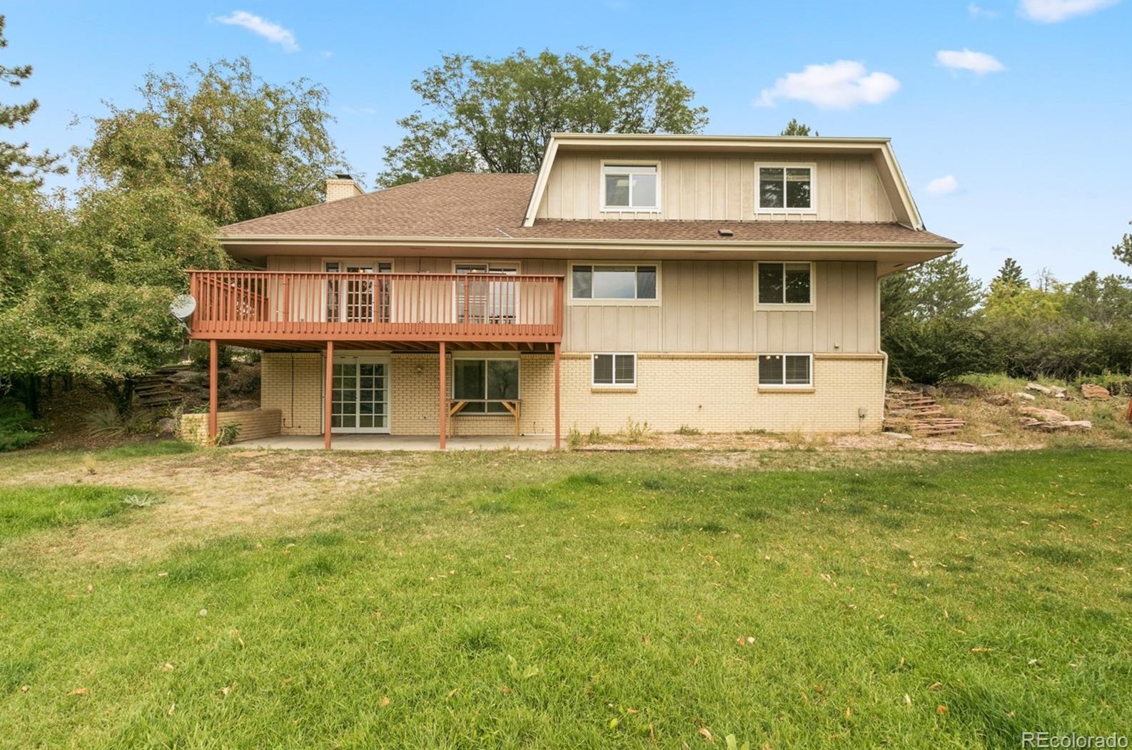 9666 E Orchard Dr, Englewood, CO 80111