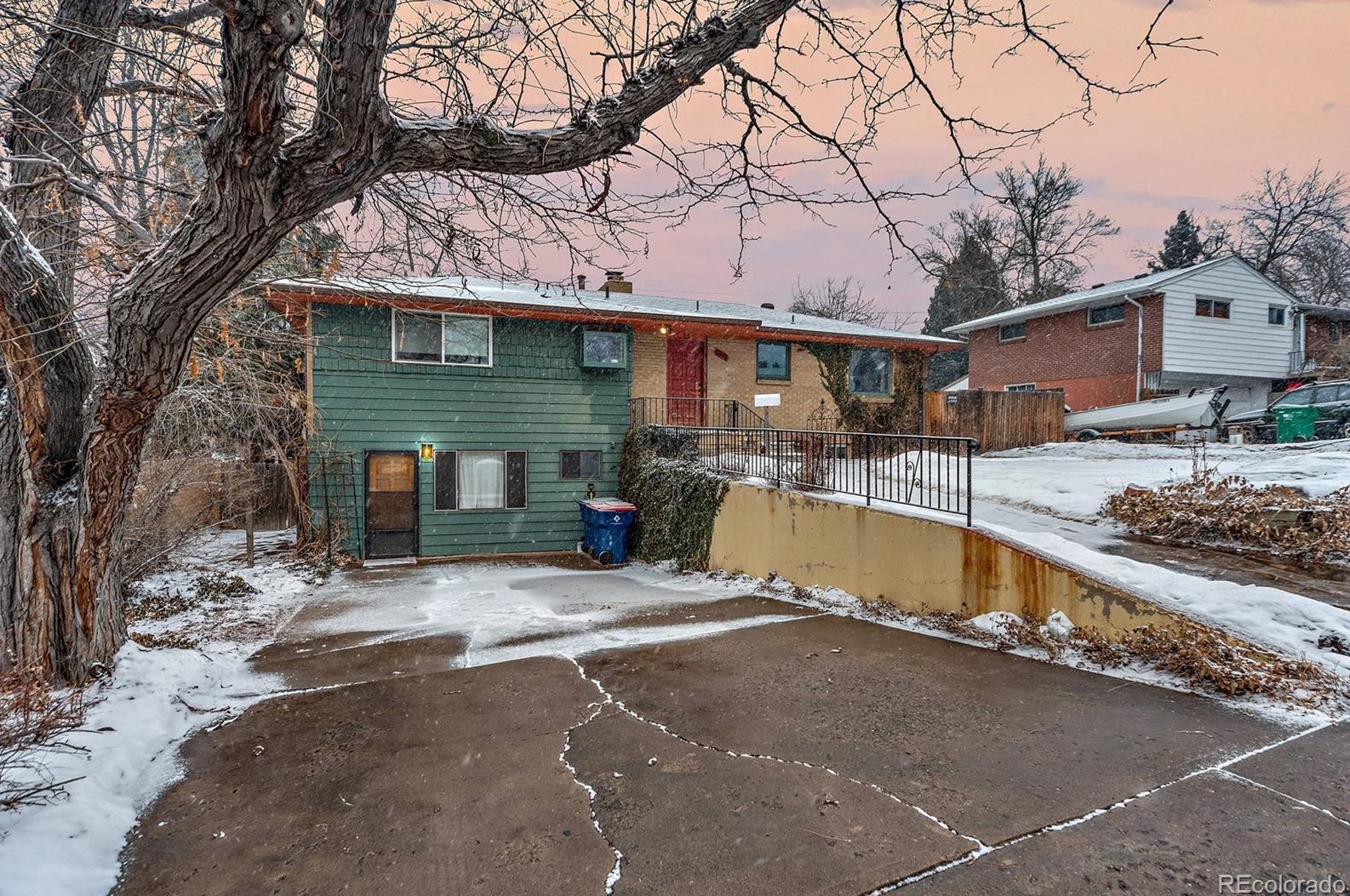 5441 S Cedar St, Littleton, CO 80120