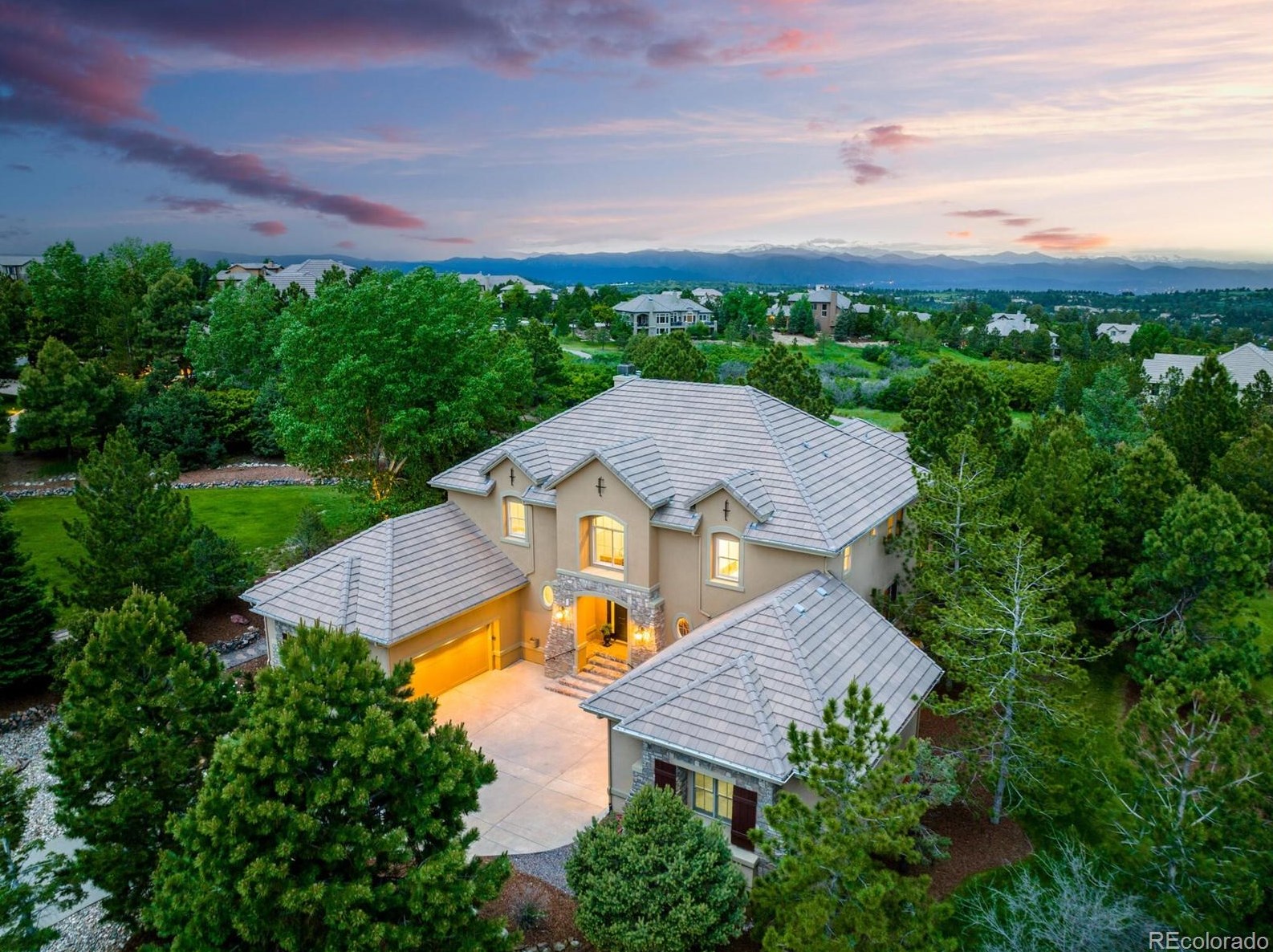 6189 Massive Peak Cir, Castle Rock, CO 80108-9485