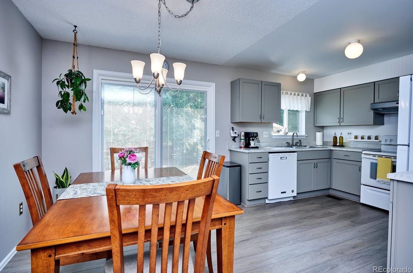 16791 Nassau Dr, Denver CO 80013-2903 exterior