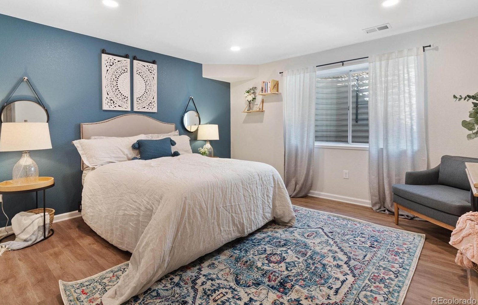 2816 Greensborough Dr, Littleton CO 80129-1531 exterior