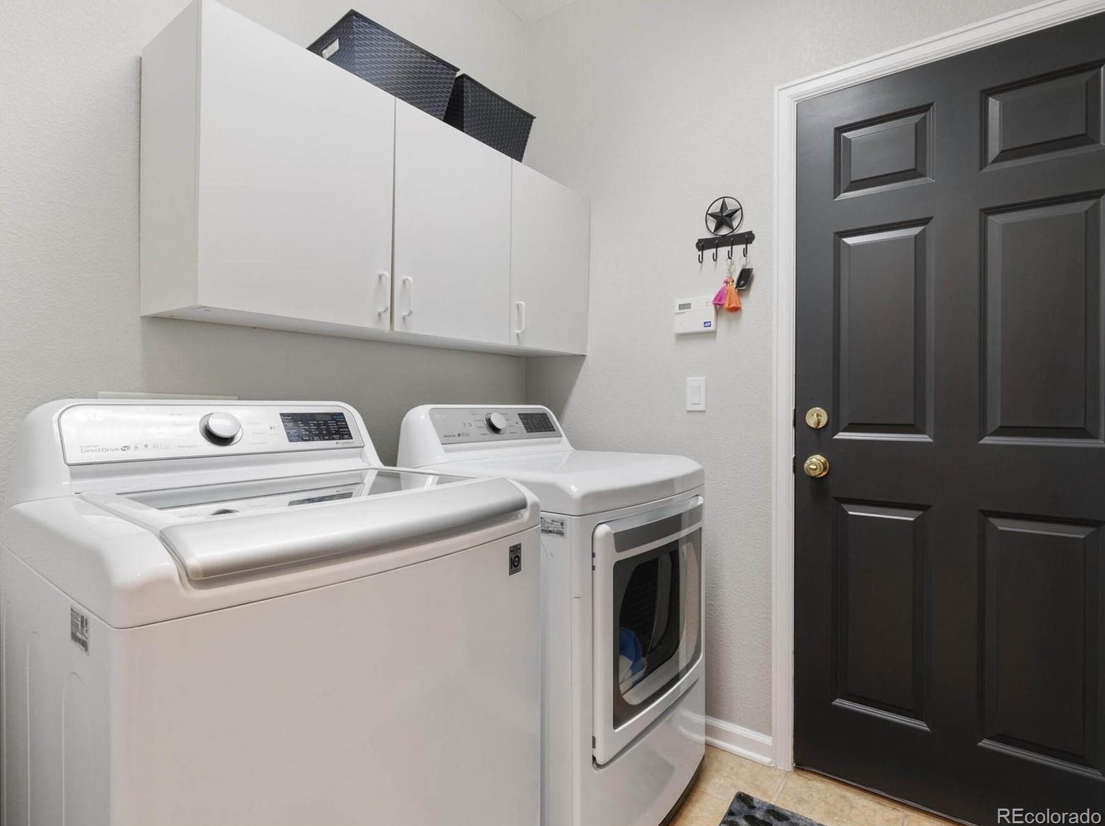 2816 Greensborough Dr, Littleton CO 80129-1531 exterior