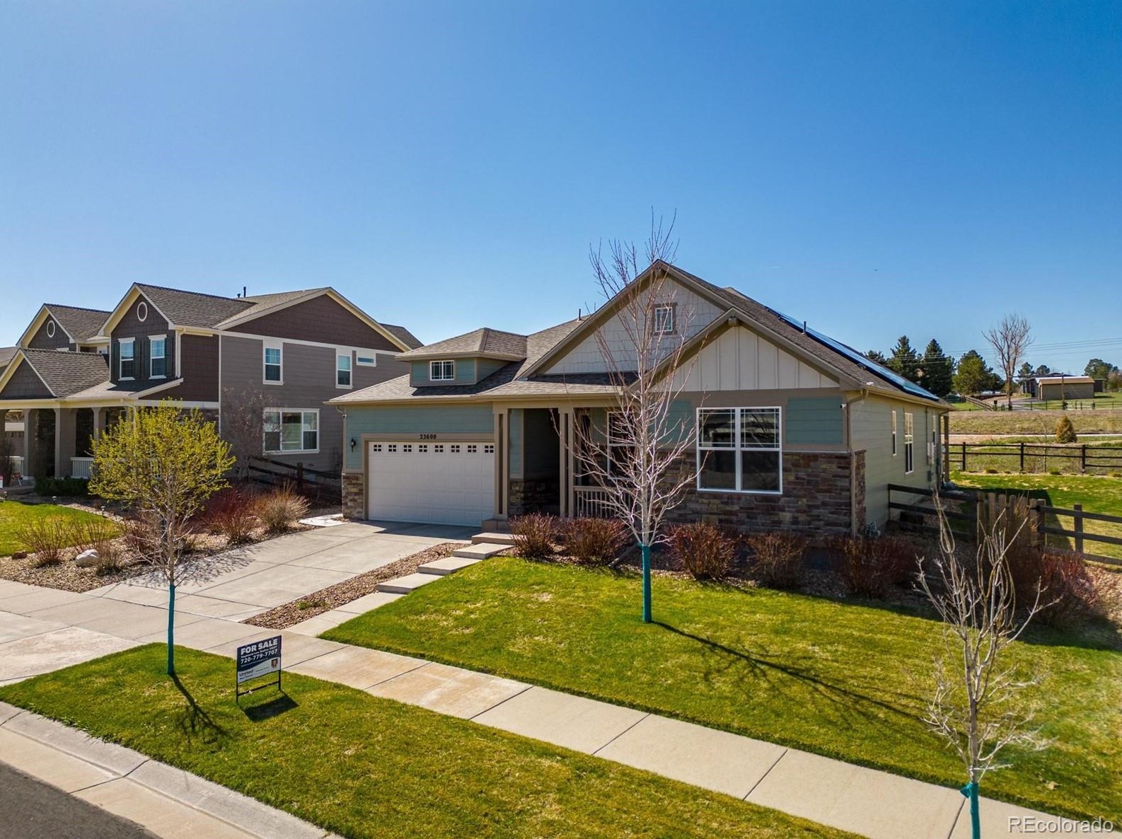 23600 E Swallow Cir, Denver, CO 80016