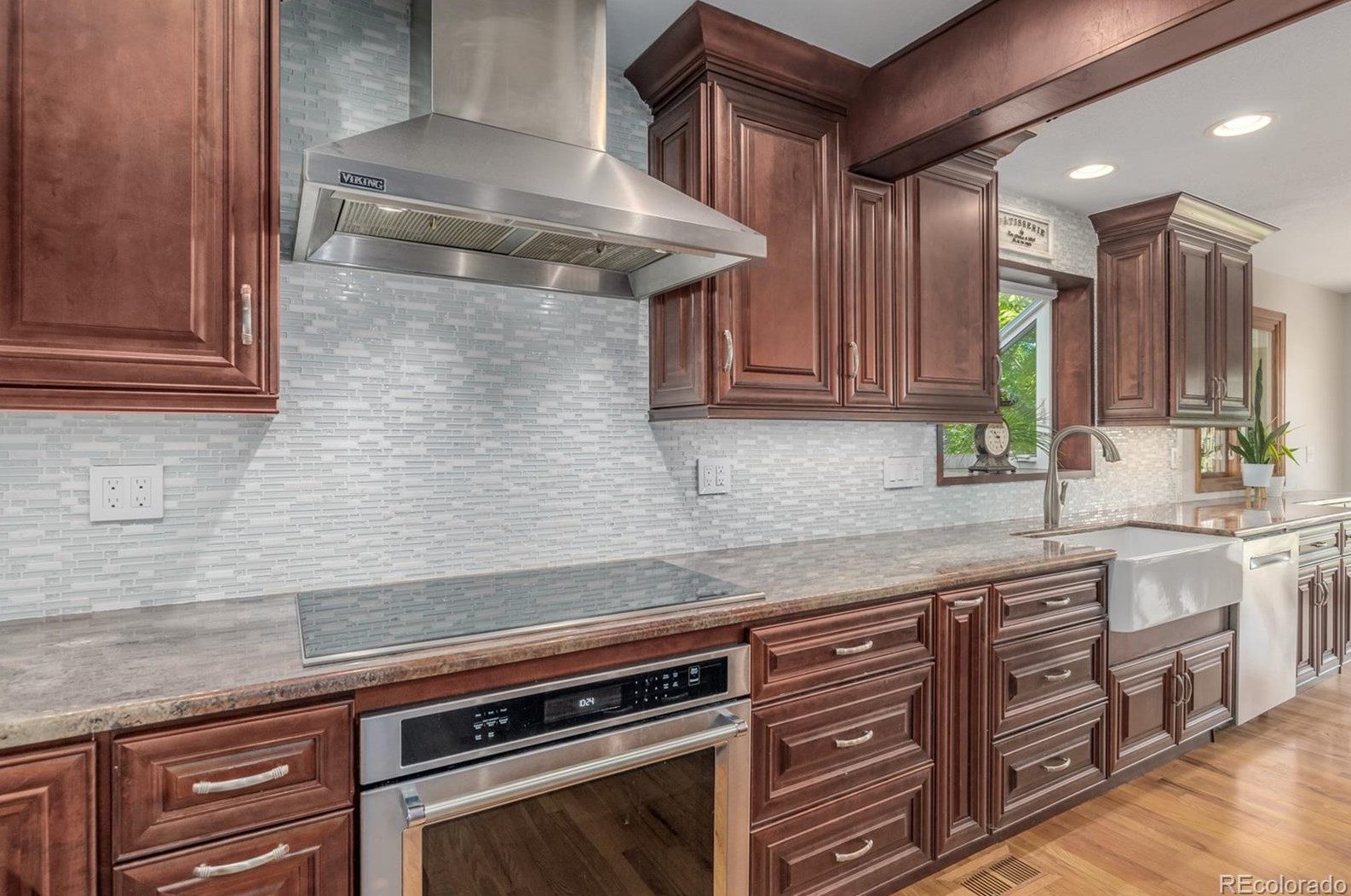 8233 Otero Ave, Littleton CO 80128-5530 exterior