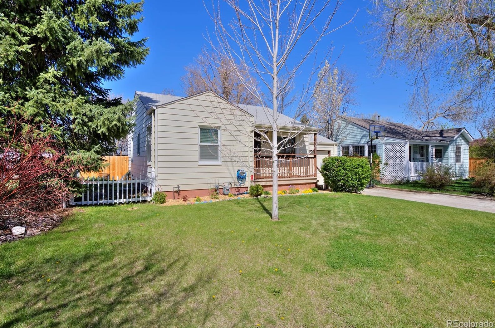 6159 Bemis St, Littleton, CO 80120-2507