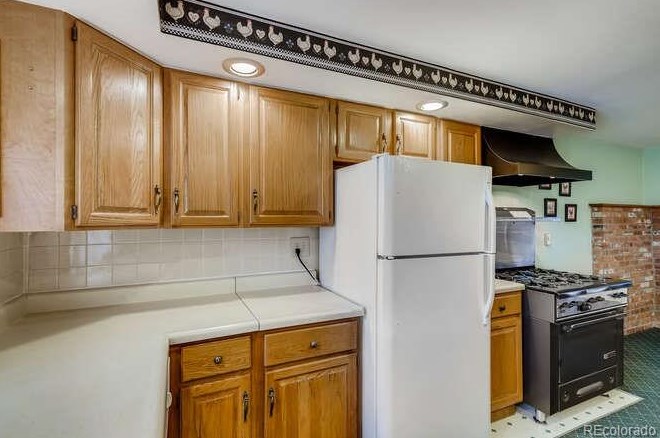 5704 Elati Way, Littleton CO 80120-2308 exterior