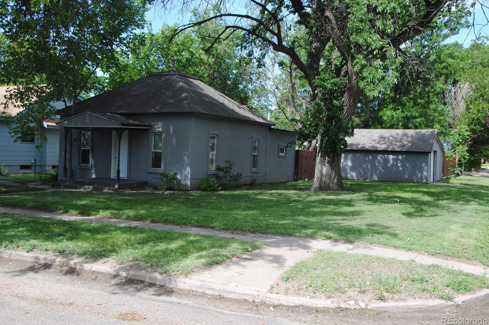 489 16th St, Burlington, CO 80807