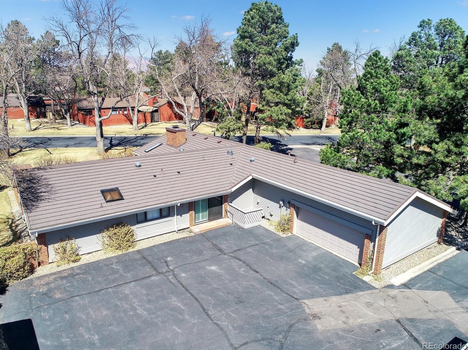 2710 Springmede Ct, Colorado Springs, CO 80906-3716