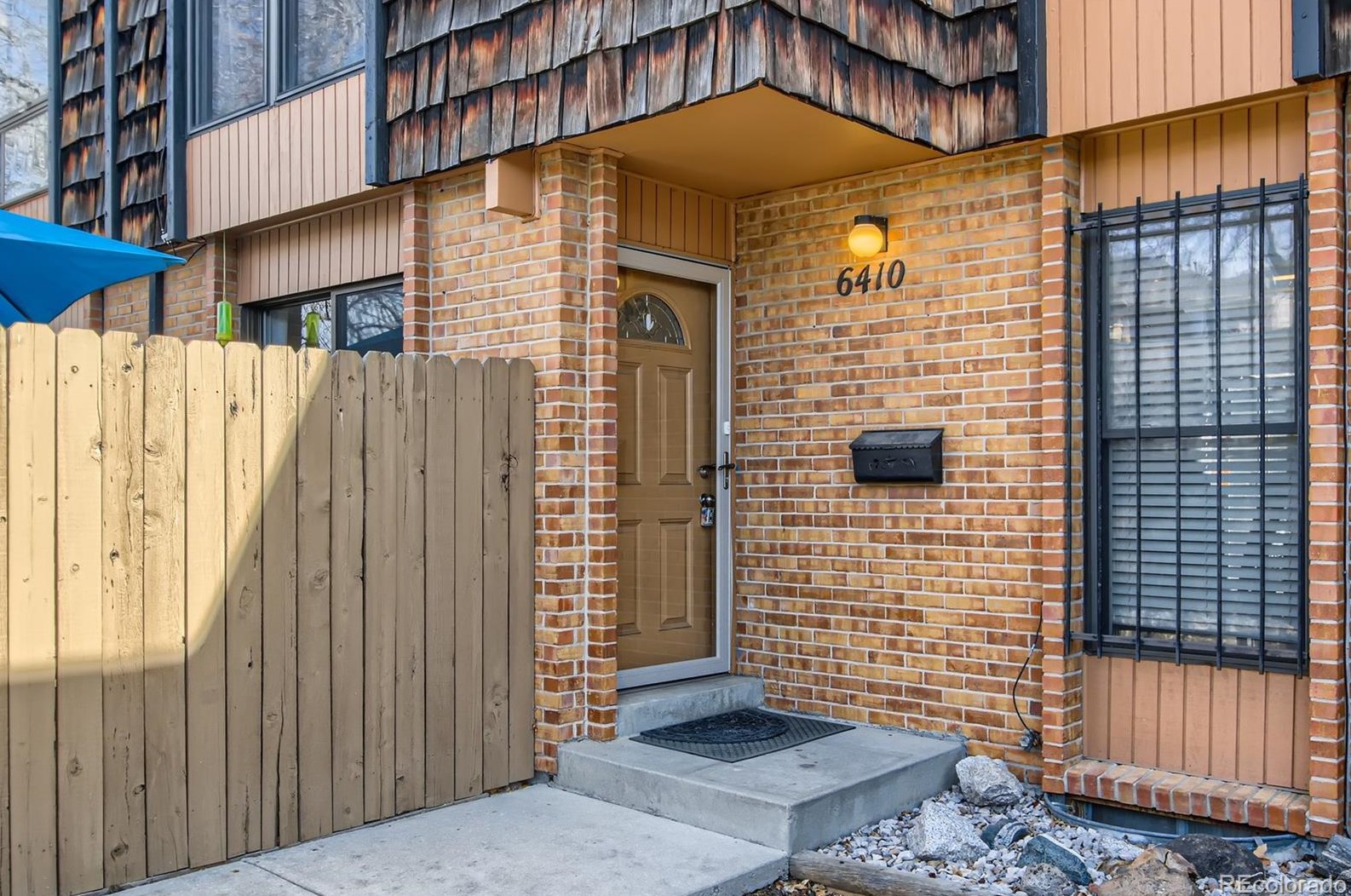 6410 Wright St, Arvada, CO 80004-2205