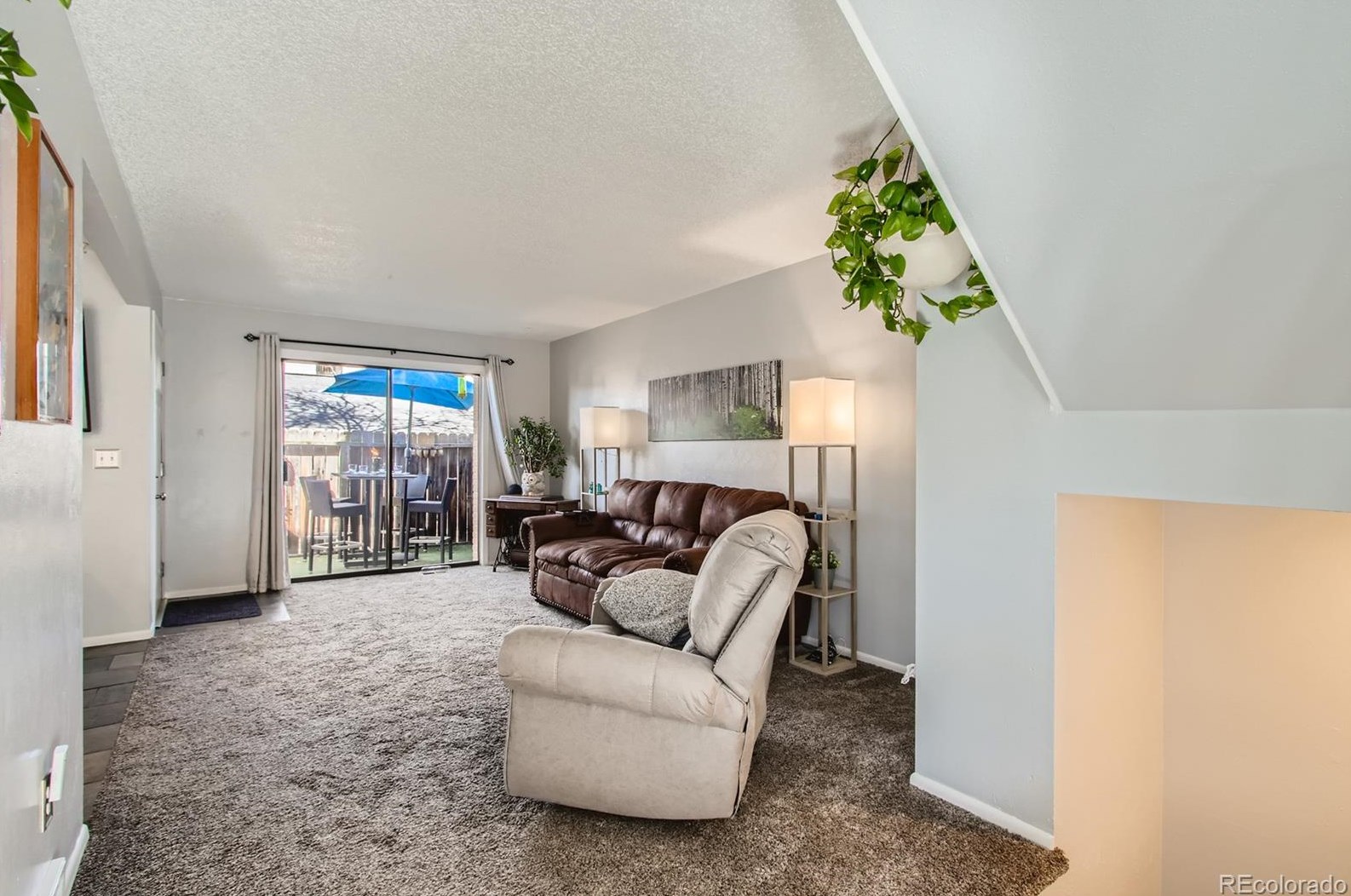 6410 Wright St, Arvada CO  80004-2205 exterior
