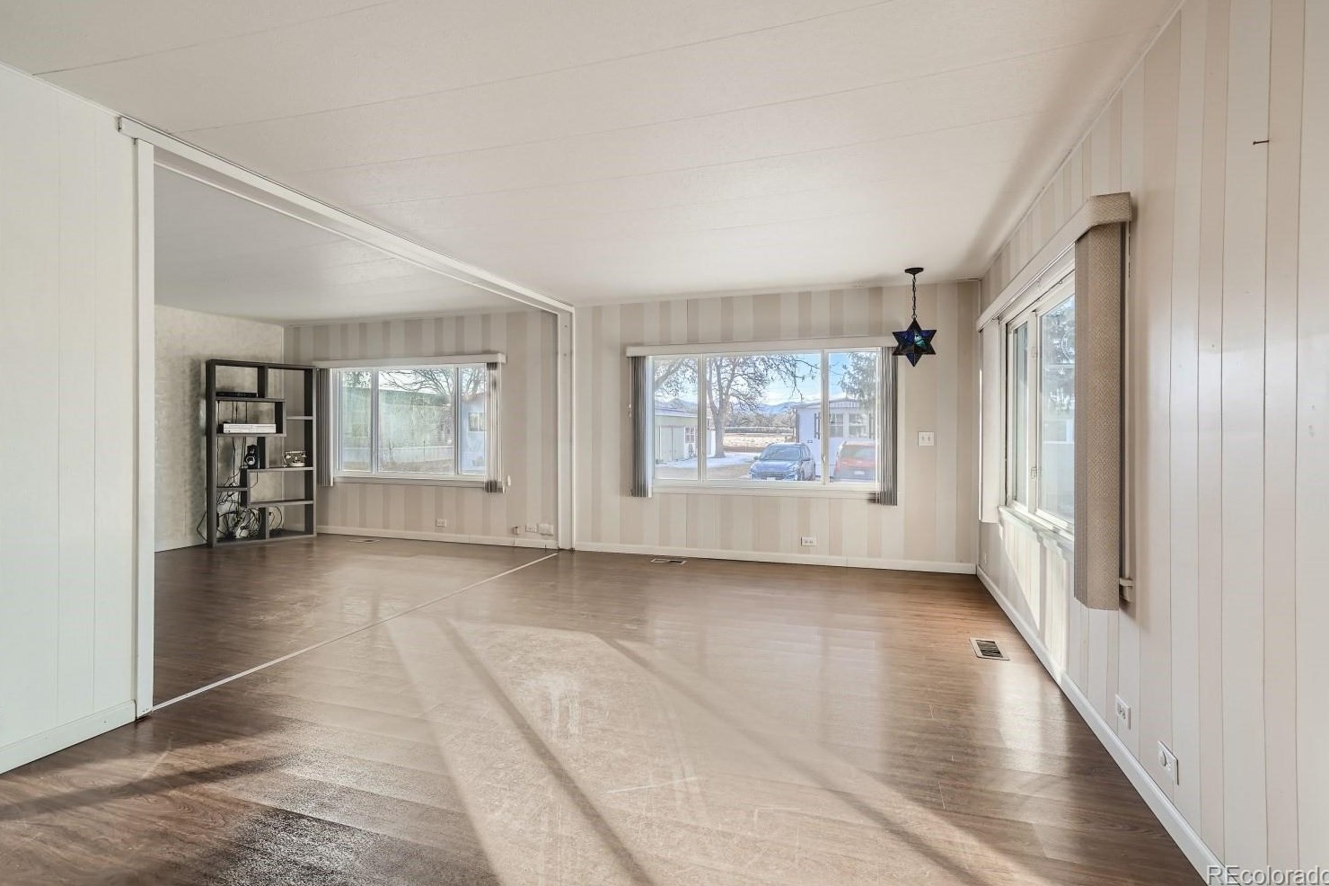 6705 Santa Fe Dr, Littleton CO 80120-2925 exterior