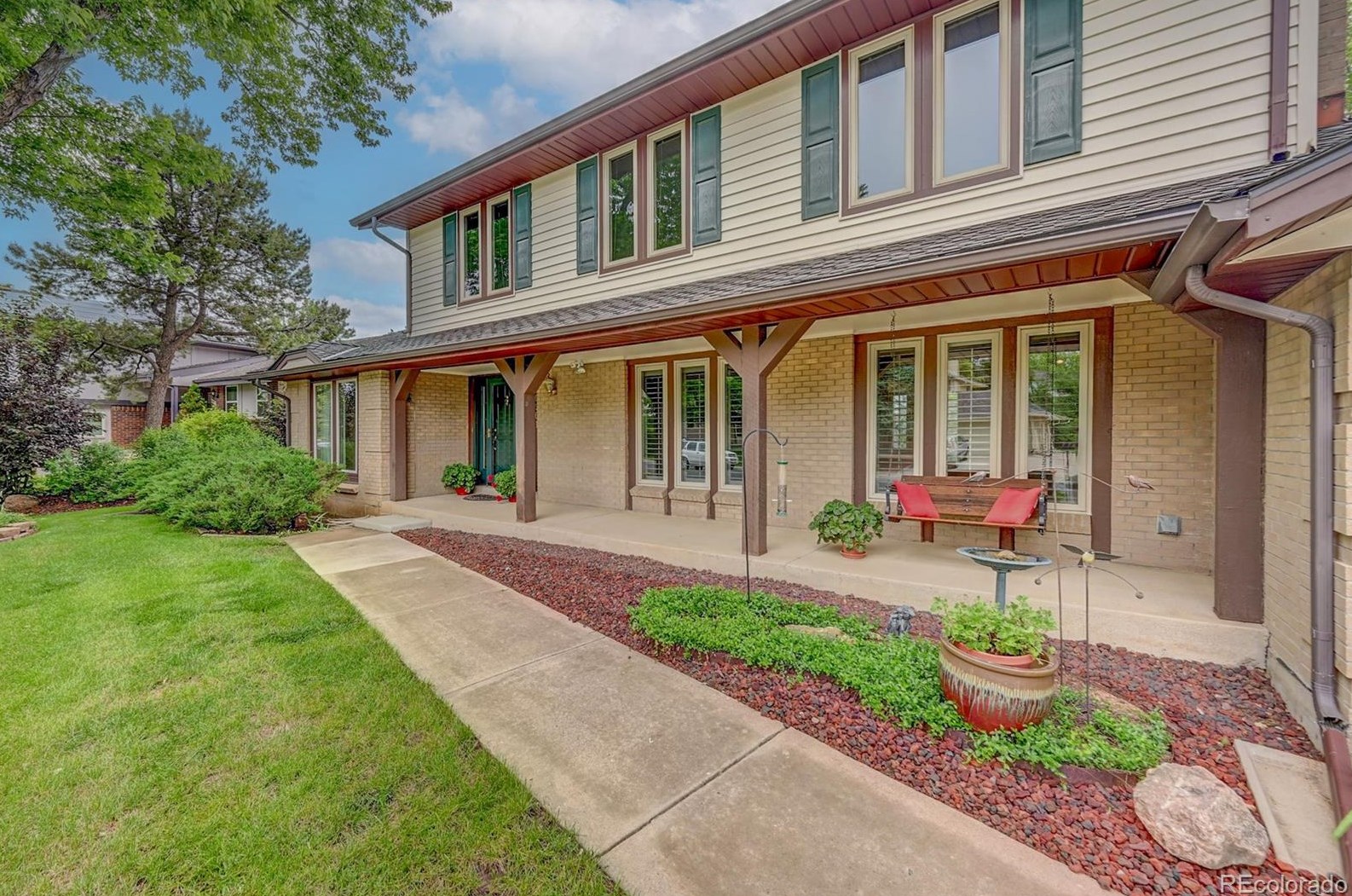 10961 E Powers Dr, Englewood, CO 80111