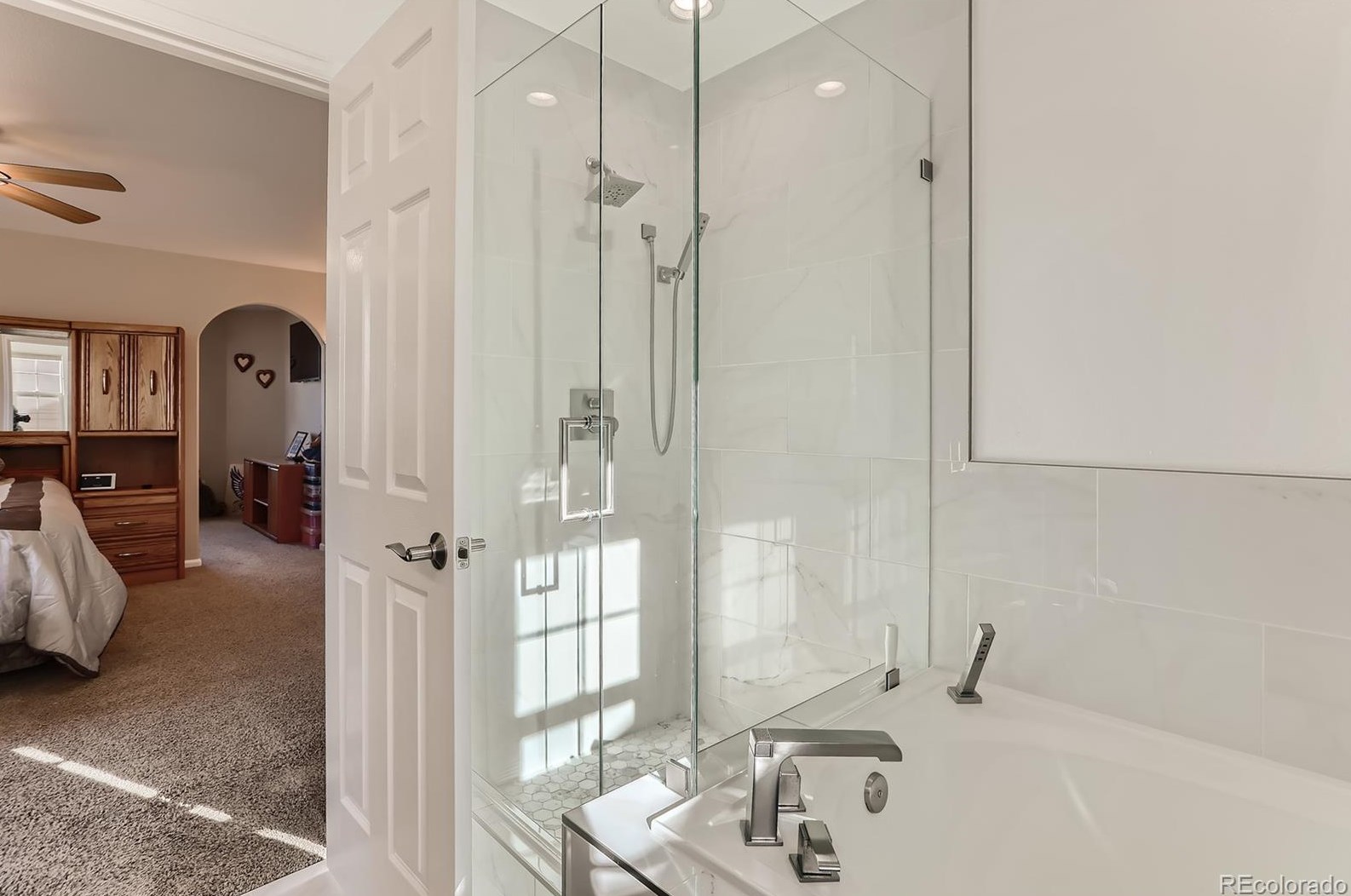 9615 Silverberry Cir, Littleton CO 80129-6272 exterior