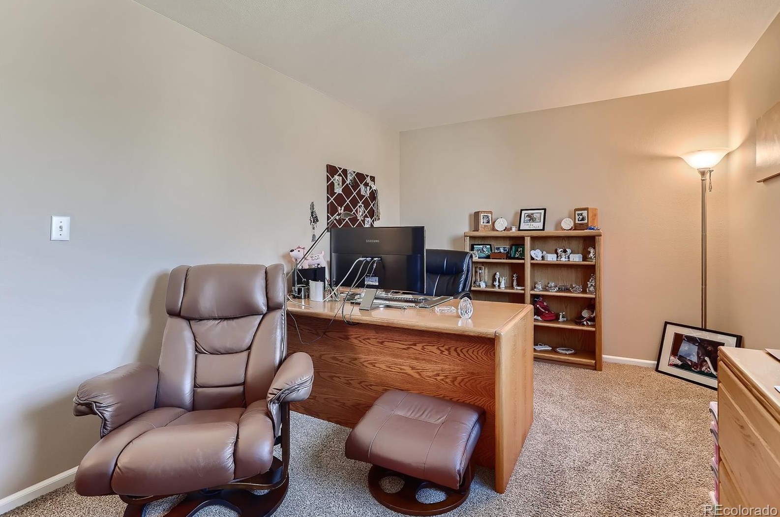 9615 Silverberry Cir, Littleton CO 80129-6272 exterior