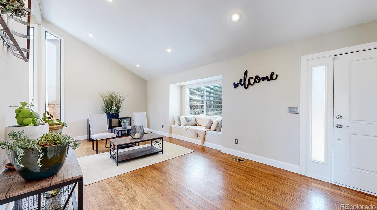 7910 S Monaco Ct, Englewood, CO 80112