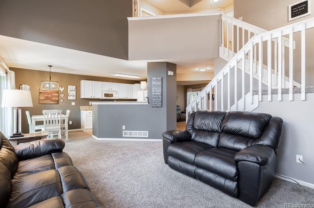 9725 Canberra Ct, Littleton CO 80130-7161 exterior