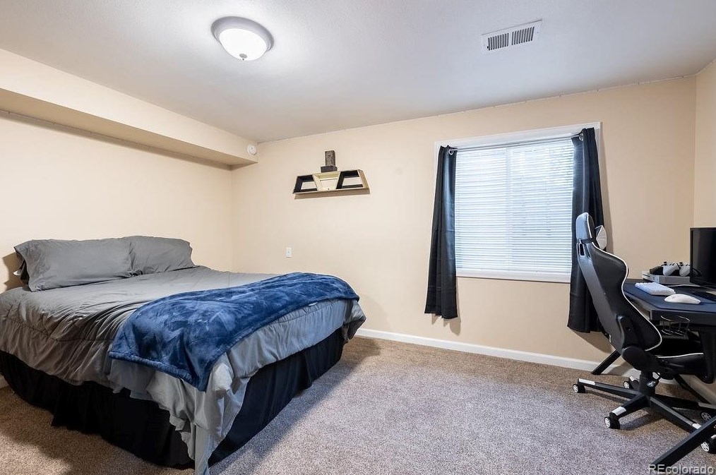 9725 Canberra Ct, Littleton CO 80130-7161 exterior