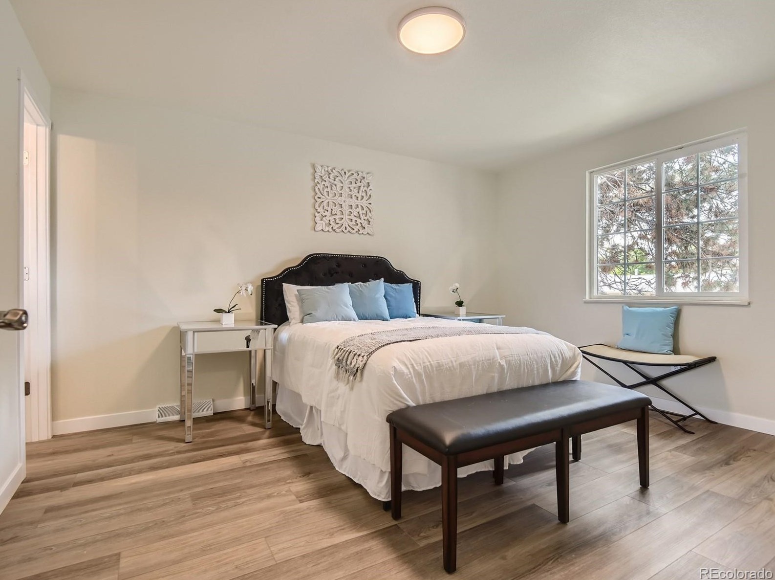 4661 Weaver Pl, Littleton CO  80121-3236 exterior