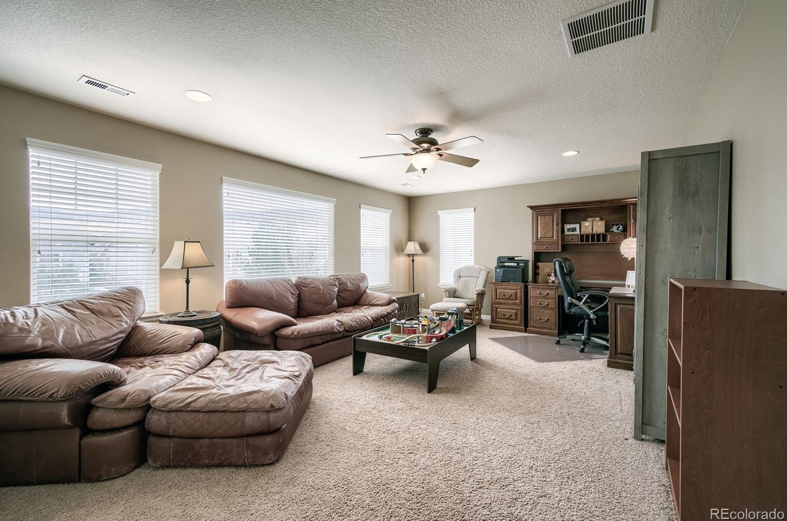 10536 Stable Ln, Littleton CO 80125-7956 exterior