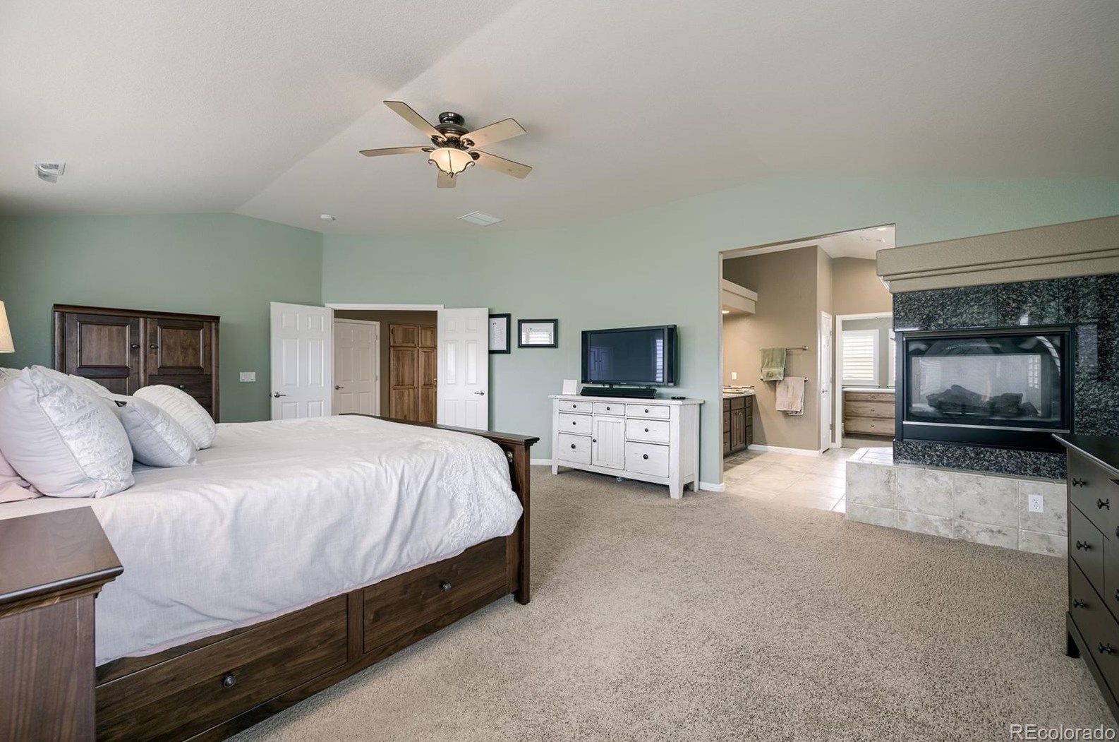 10536 Stable Ln, Littleton CO 80125-7956 exterior